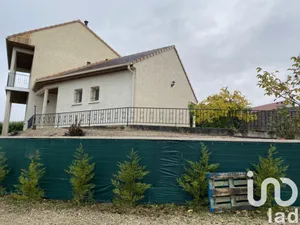 Maison traditionnelle à Cheny (89400)