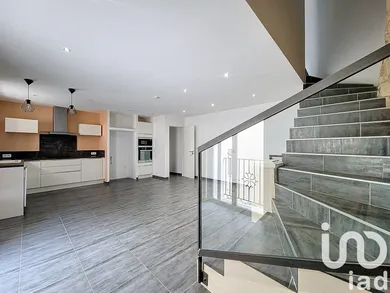 Village house at Puissalicon (34480)