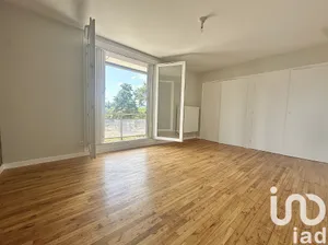 Appartement à Saint-Étienne-de-Saint-Geoirs (38590)