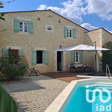 Maison de campagne à Romegoux (17250)