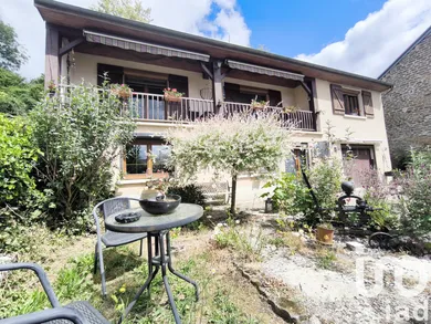 Pavillon à Linay (08110)