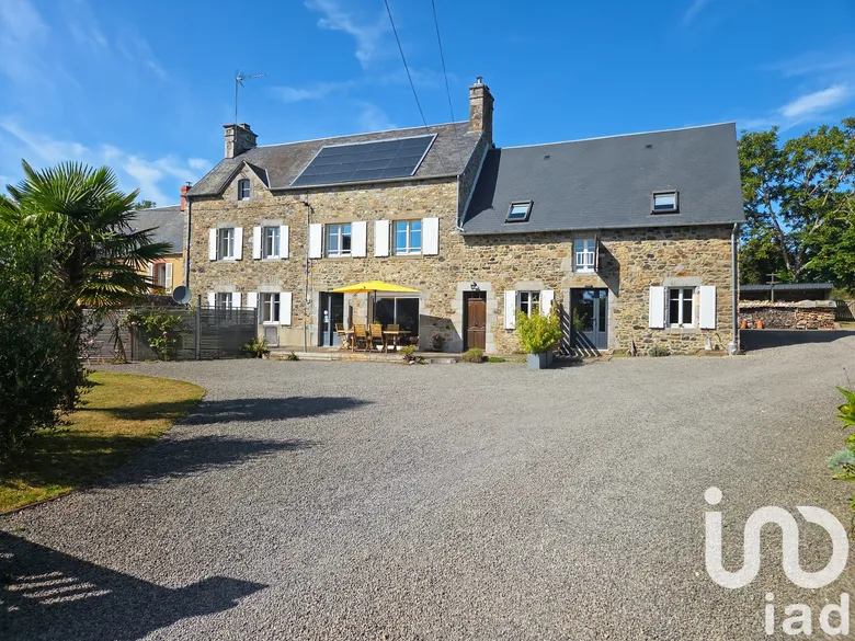 Maison 10 pièces 207 m² · à Bricqueville-la-Blouette · 207 m² · 420 000 €