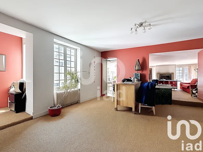 Appartement 8 pièces 187 m² · à L'Aigle · 187 m² · 169 000 €