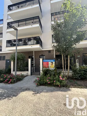 Studio à Noisy-le-Grand (93160)