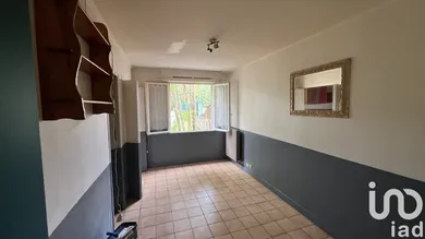 Studio à Corbeil-Essonnes (91100)