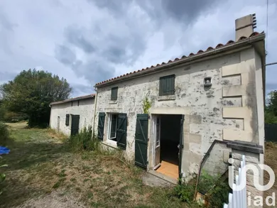 Longere in SAINT LAURS (79160)