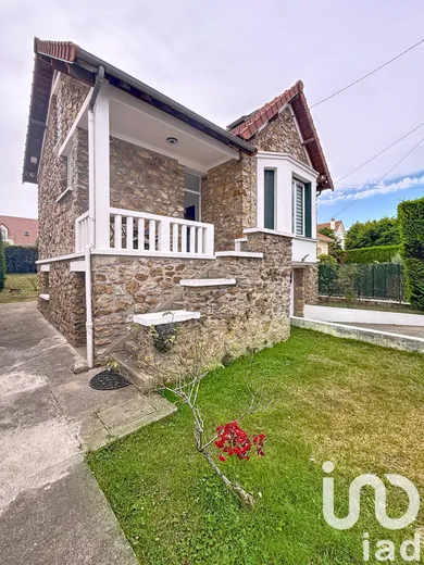 Traditional house in Ris-Orangis (91130)