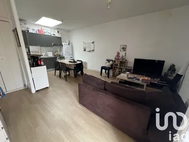 Townhouse in Cholet (49300)