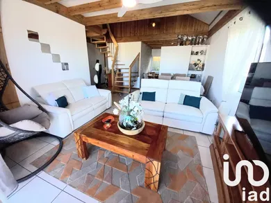 House at Le Tampon (97418)