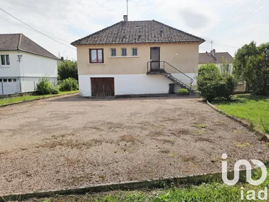 House in Charmoy (89400)