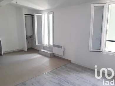 Apartment in Toulon (83100)