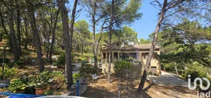 Architectural house at Saint-Gervais (30200)