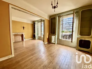 Appartement à Paris (75015)
