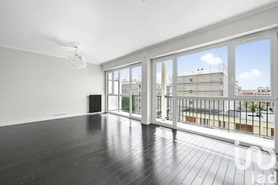 Apartment at Cachan (94230)