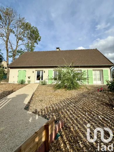 House at Le Breuil (51210)