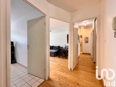 Apartment in Noiseau (94880)
