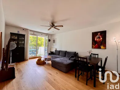 Apartment in Noiseau (94880)