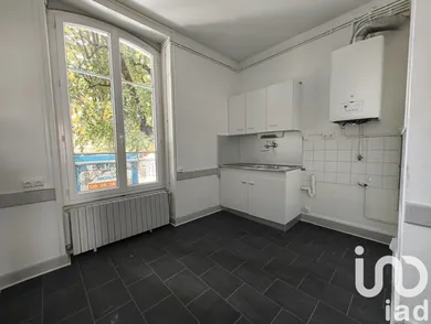 Apartment at Vichy (03200)
