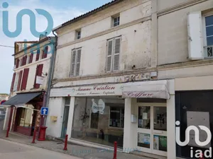 Immeuble à Mareuil (24340)