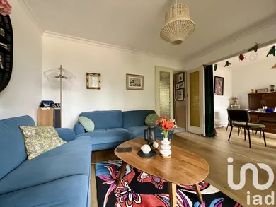 Apartment at Caluire-et-Cuire (69300)