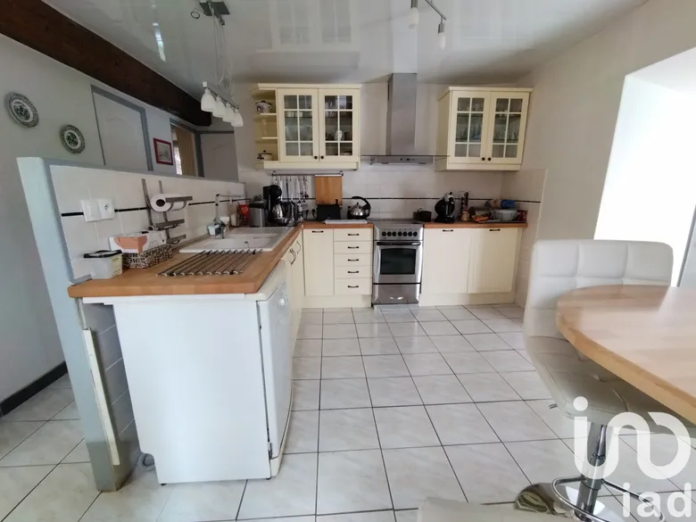 Maison 5 pièces 158 m² · à Urciers · 158 m² · 142 000 €
