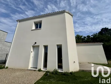 House in Saint-Médard-d'Eyrans (33650)