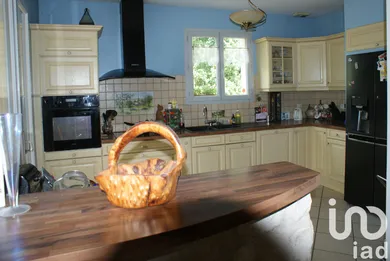 Maison traditionnelle à Anse (69480)