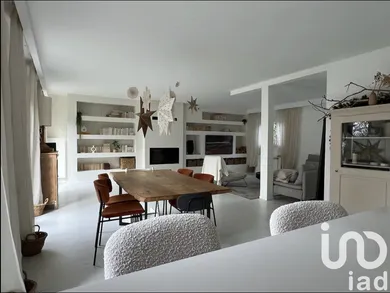 House at Maule (78580)