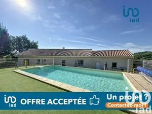 Traditional house at Véranne (42520)