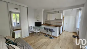Apartment at Nanterre (92000)