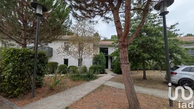 Apartment at Martignas-sur-Jalle (33127)