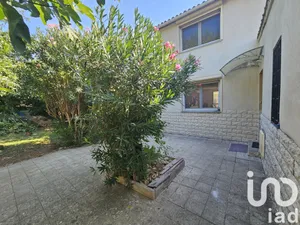House at Le Pontet (84130)