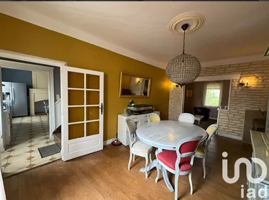 Maison de village à Saint-Just-sur-Dive (49260)