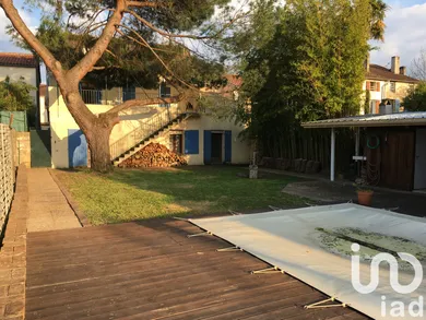 Immeuble à Bergerac (24100)