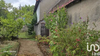 Farm in Saint-Amand-Montrond (18200)