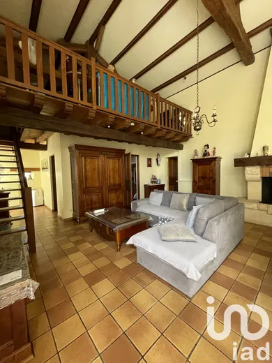 Maison à Saint-Quentin-de-Chalais (16210)