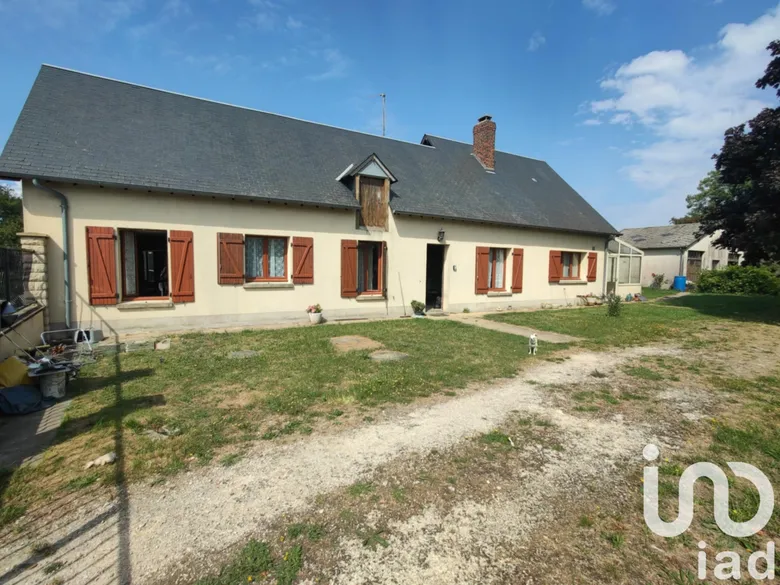 Maison 5 pièces 128 m² · à Saint-Maur-sur-le-Loir · 128 m² · 220 000 €