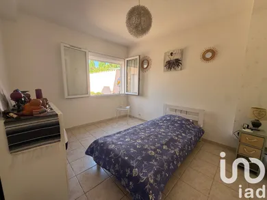 Apartment in Sanary-sur-Mer (83110)
