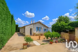 Maison de village à Arles (13200)