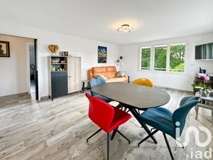 House at Lailly (89190)