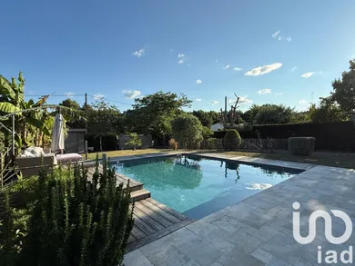 Park home at Montcaret (24230)