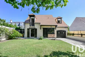 Maison traditionnelle à Ermont (95120)