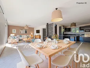 House at Sainte-Pazanne (44680)