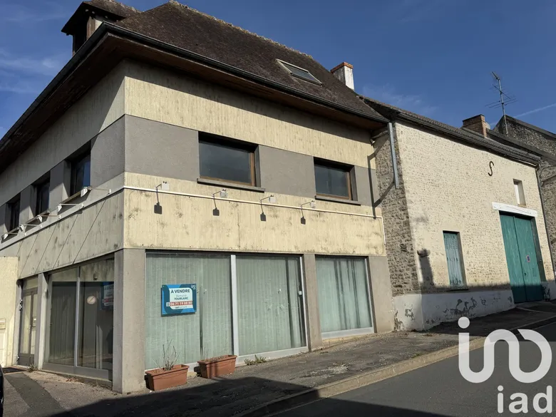 Immeuble 771 m² · à Autruy-sur-Juine · 771 m² · 239 000 €