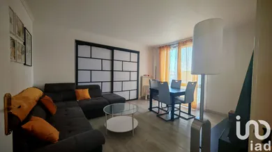 Apartment in Yerres (91330)