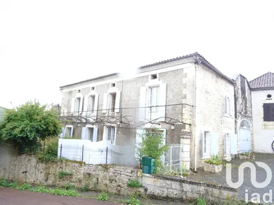 Maison à Mareuil (24340)