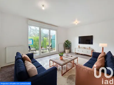 Apartment at Dammarie-les-Lys (77190)