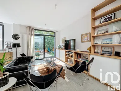 Apartment at Bordeaux (33200)