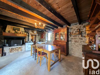 Traditional house in Saint-Basile (07270)