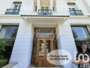 Apartment at Avon (77210)